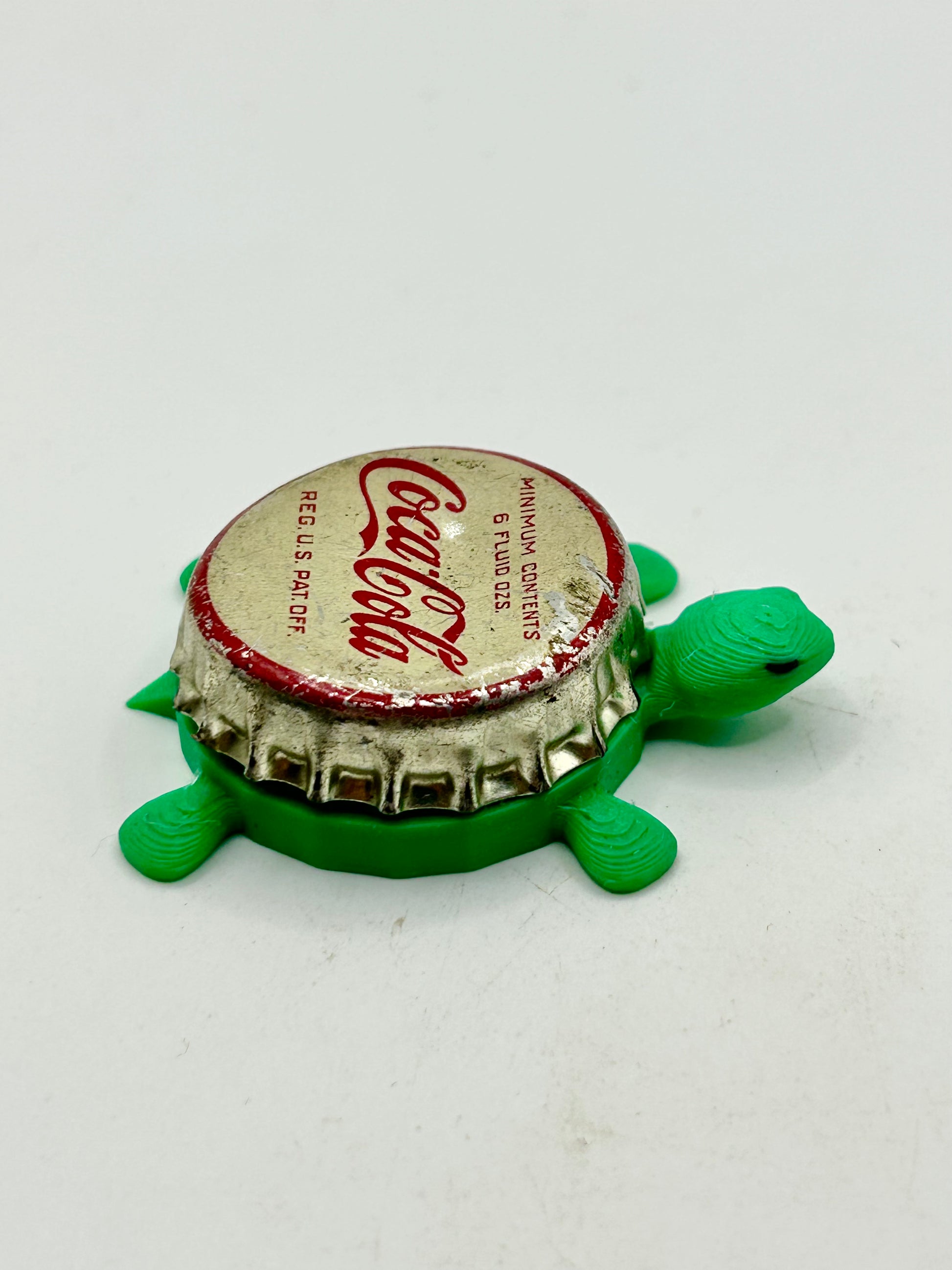 Coca Cola (Vintage, U.S. Pat Off) - Bottle Cap Magnet Turtle Shell Shocked Art