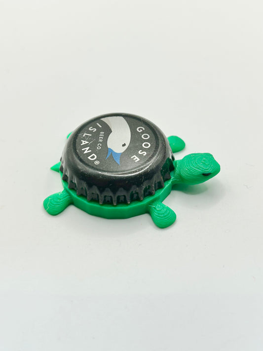 Goose Island (Blue Beak) - Bottle Cap Magnet Turtle