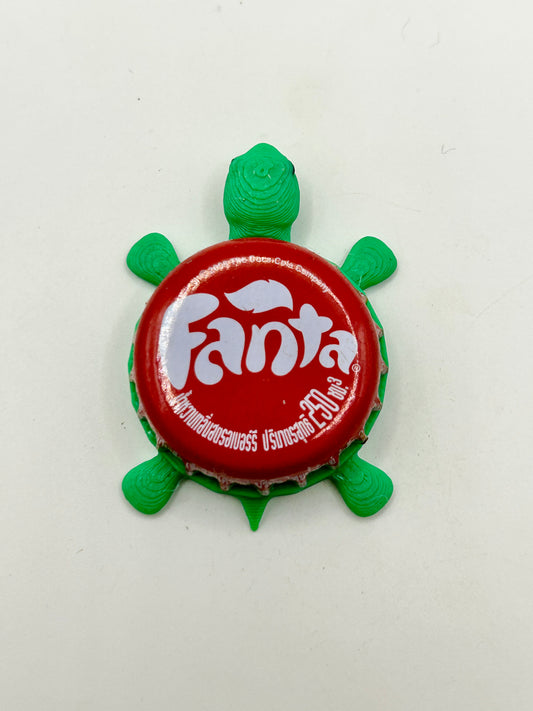 Fanta Red - Bottle Cap Magnet Turtle