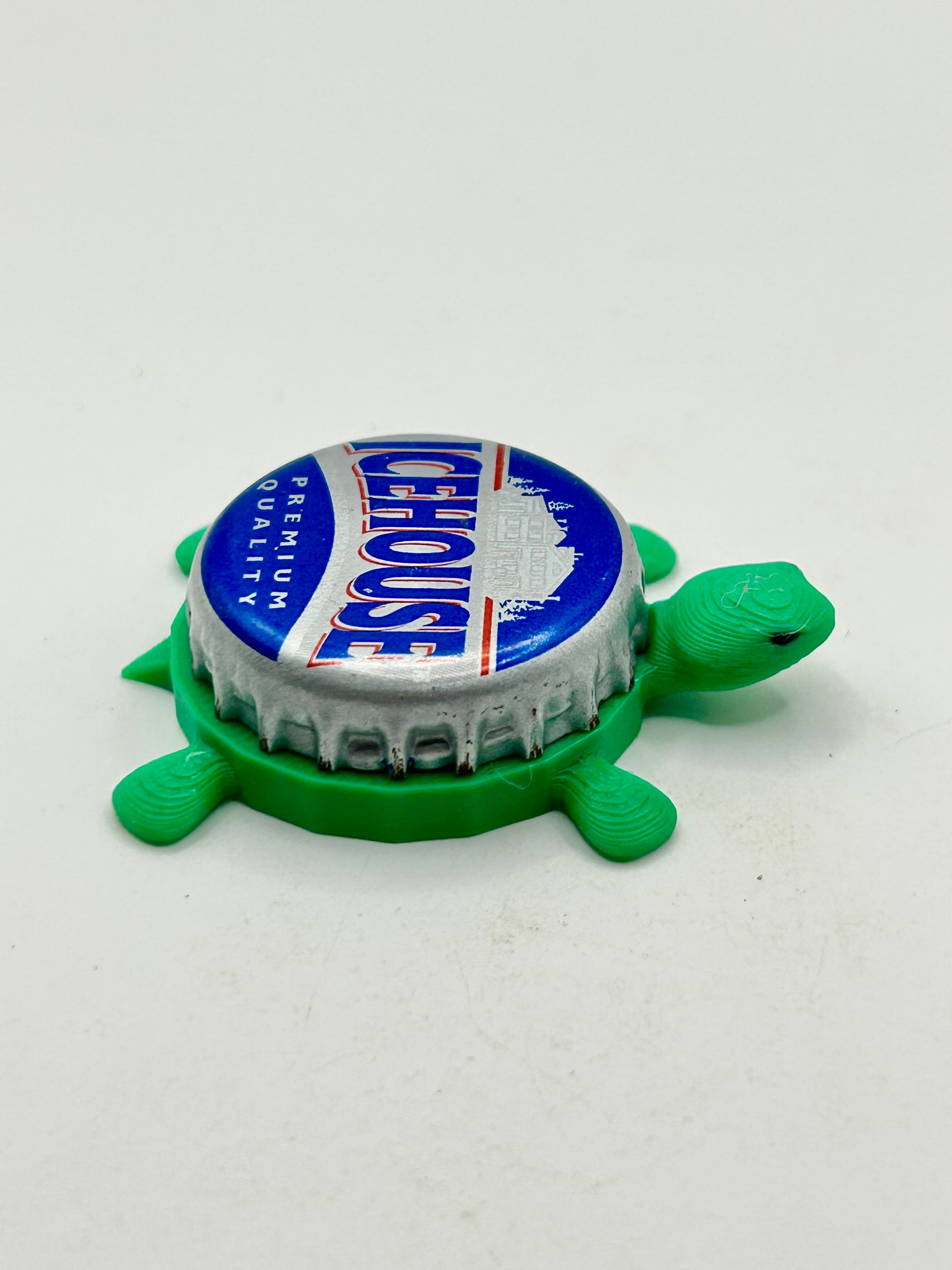 Icehouse Beer - Bottle Cap Magnet Turtle Shell Shocked Art
