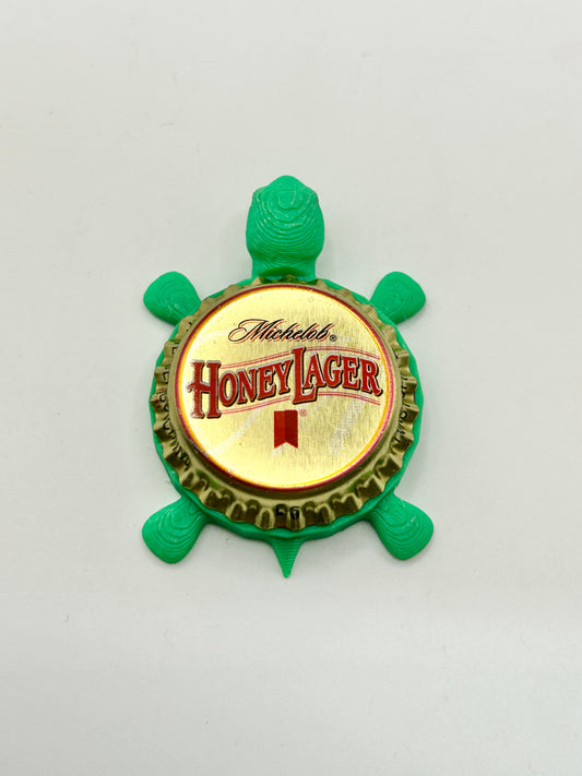 Michelob Honey Lager - Bottle Cap Magnet Turtle
