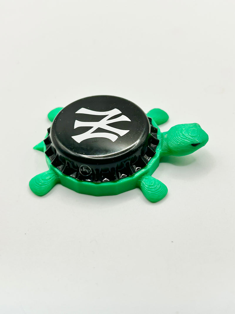 New York Yankees - Bottle Cap Magnet Turtle Shell Shocked Art