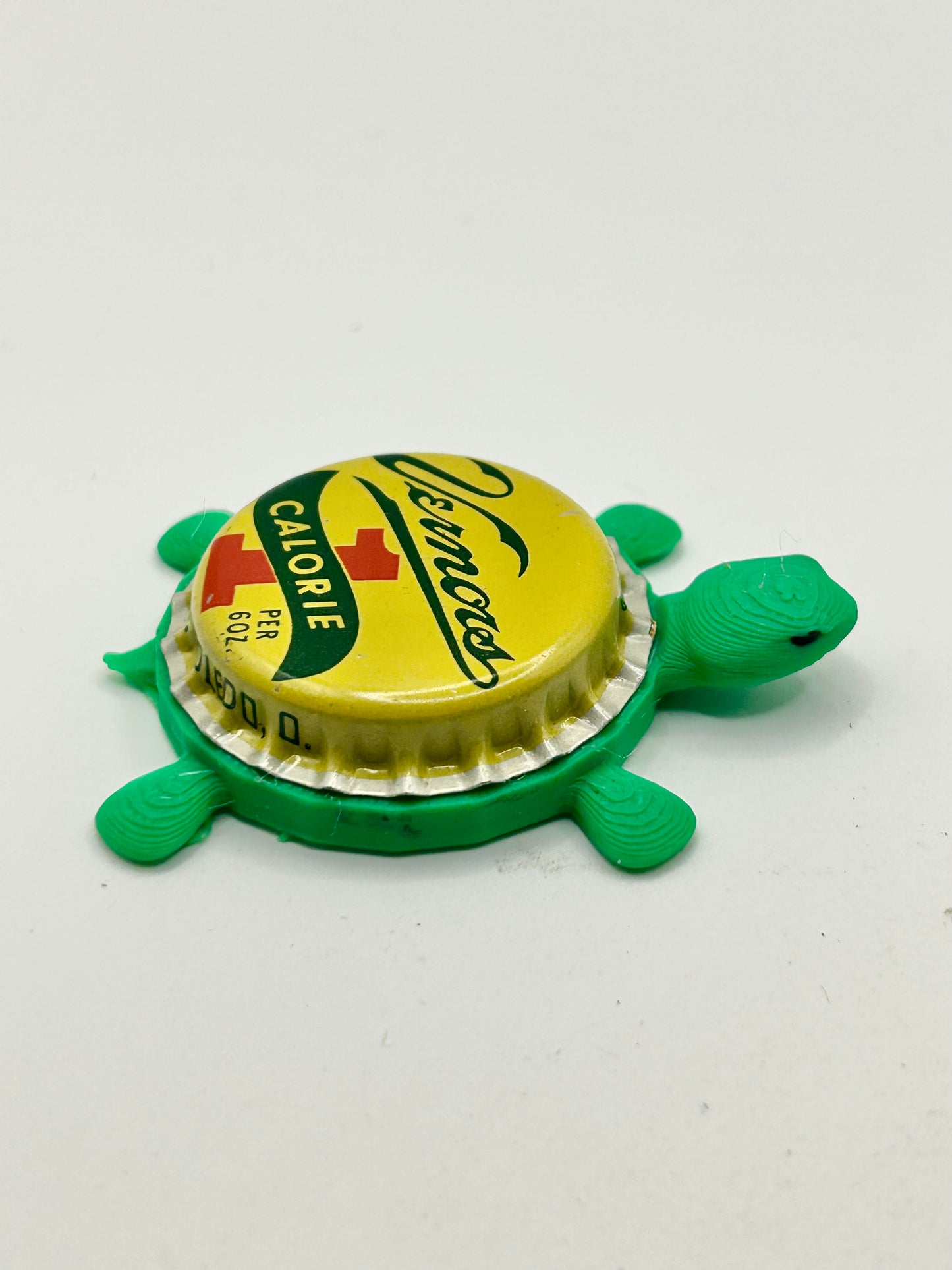 Vernors Soda (1 Calorie) - Bottle Cap Magnet Turtle Shell Shocked Art