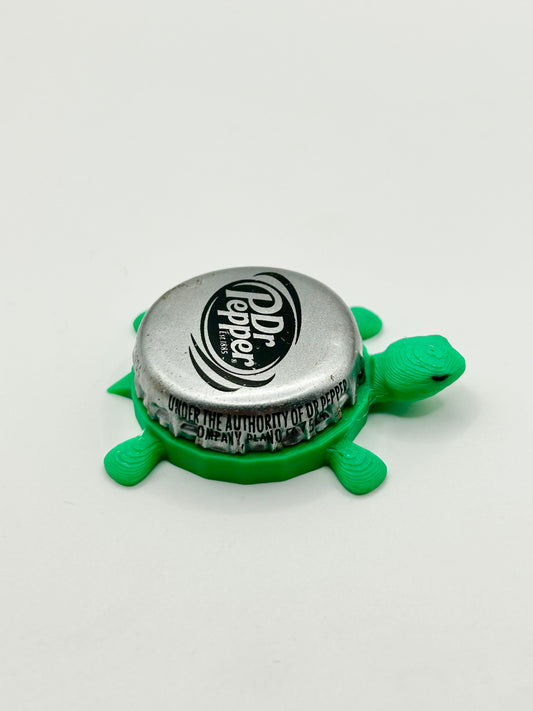 Dr Pepper Soda (Silver and Black) - Bottle Cap Magnet Turtle