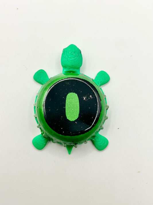 Omission Beer (Dark Green) - Bottle Cap Magnet Turtle