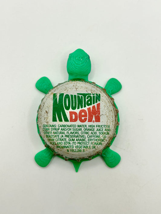 Mountain Dew (Vintage, White Background) - Bottle Cap Magnet Turtle