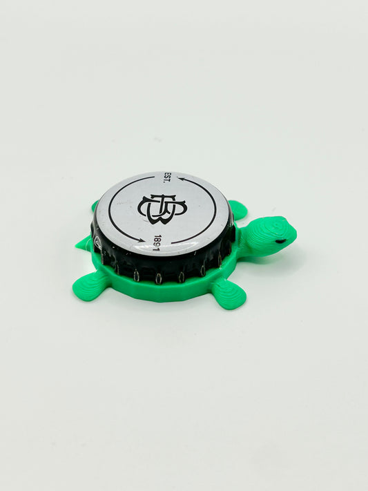 Boylan’s Bottling (Black & White) - Bottle Cap Magnet Turtle