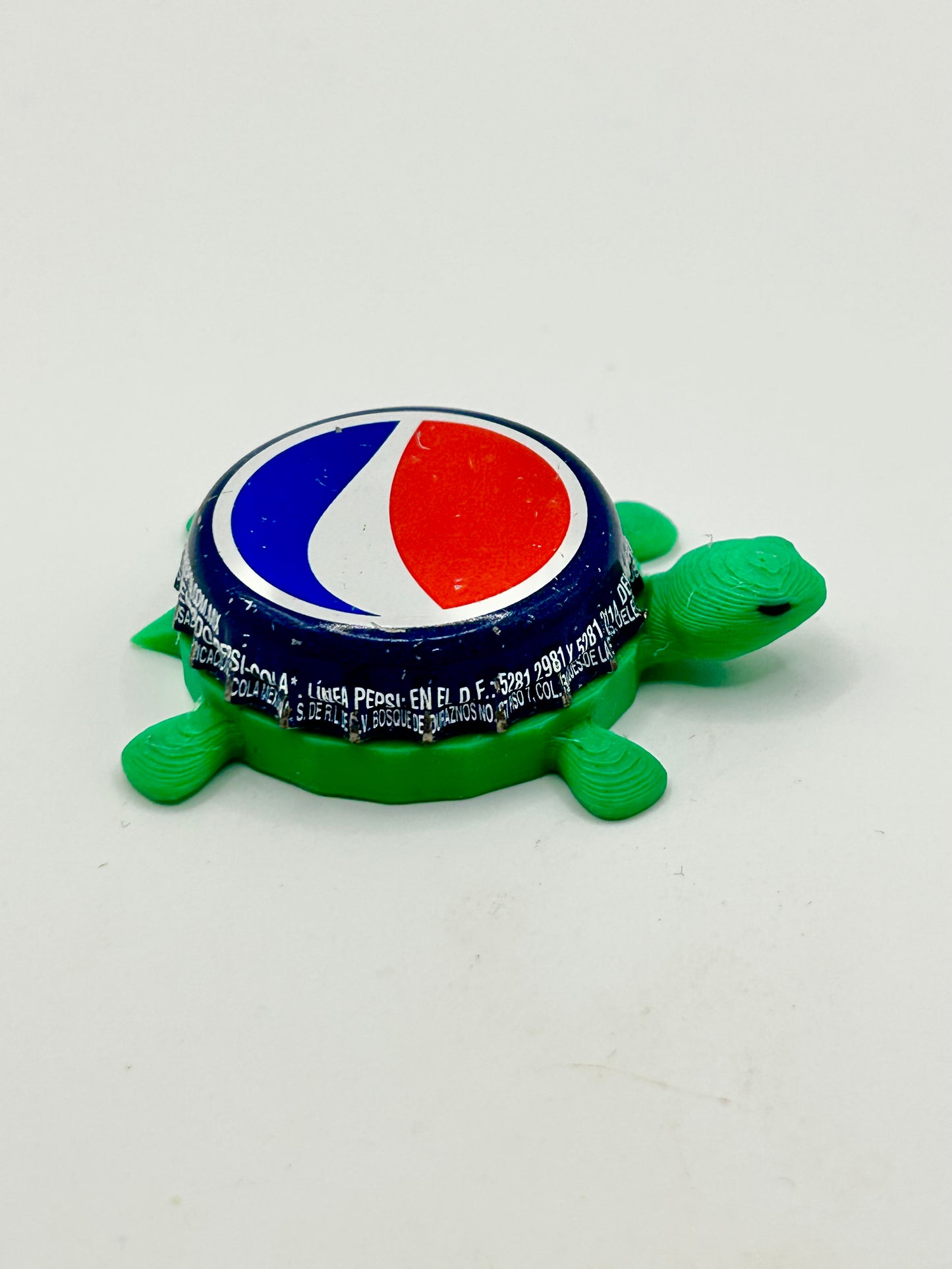 Pepsi Logo (Rim Text) - Bottle Cap Magnet Turtle