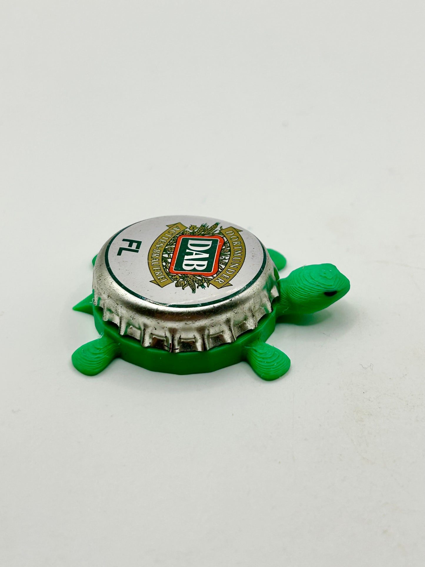 DAB (FL) - Bottle Cap Magnet Turtle Shell Shocked Art