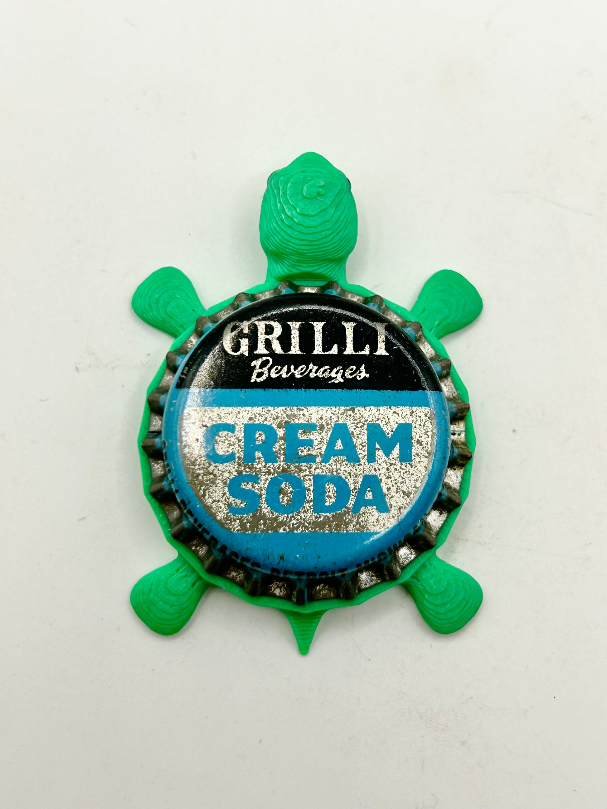 Grilli Cream Soda - Bottle Cap Magnet Turtle Shell Shocked Art