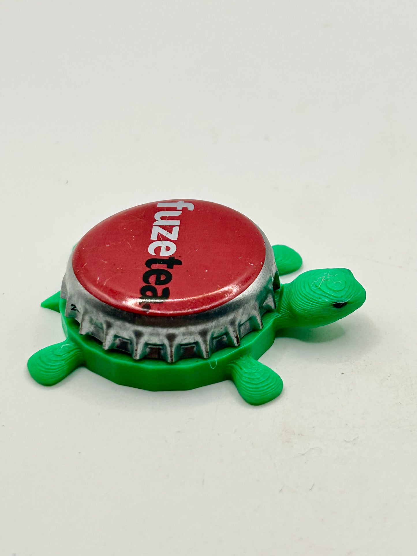 Fuze Tea - Bottle Cap Magnet Turtle Shell Shocked Art
