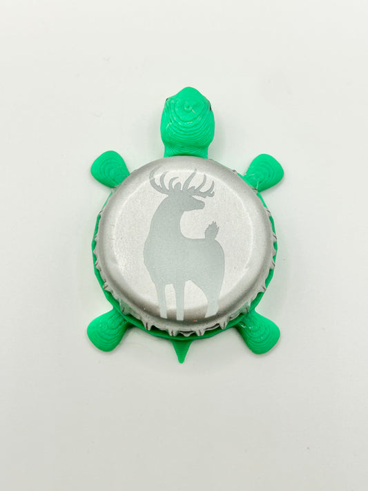 Old Dominion (White) - Bottle Cap Magnet Turtle