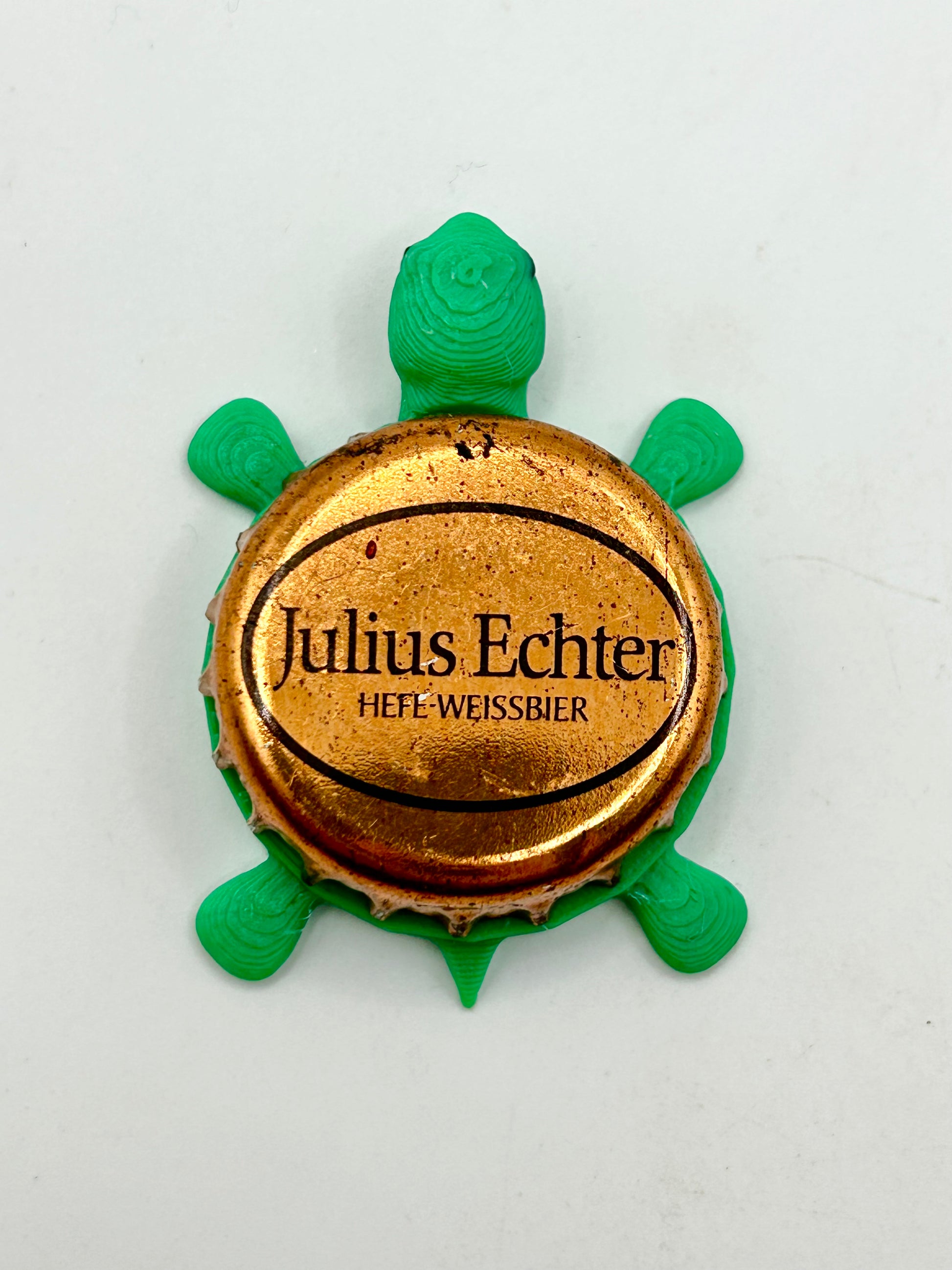 Julius Echter Hefe-Weissbier - Bottle Cap Magnet Turtle Shell Shocked Art