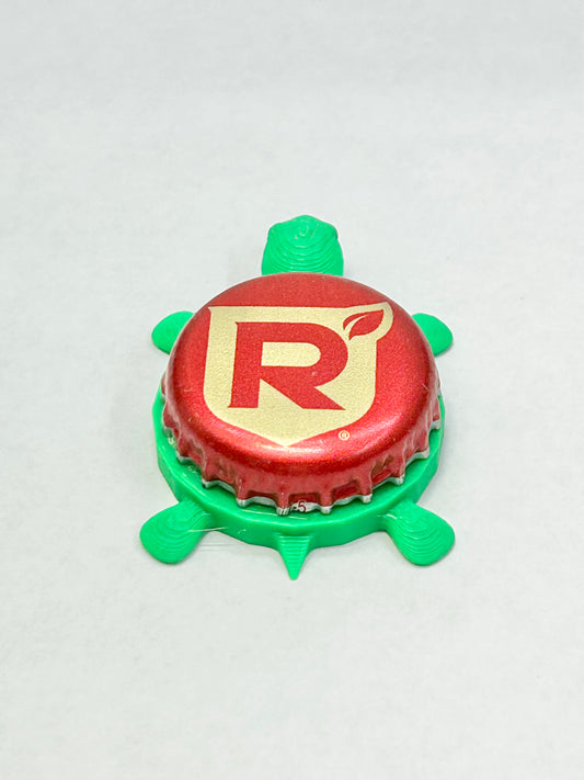 Redd’s Hard Cider Apple Ale (Vintage) - Bottle Cap Magnet Turtle