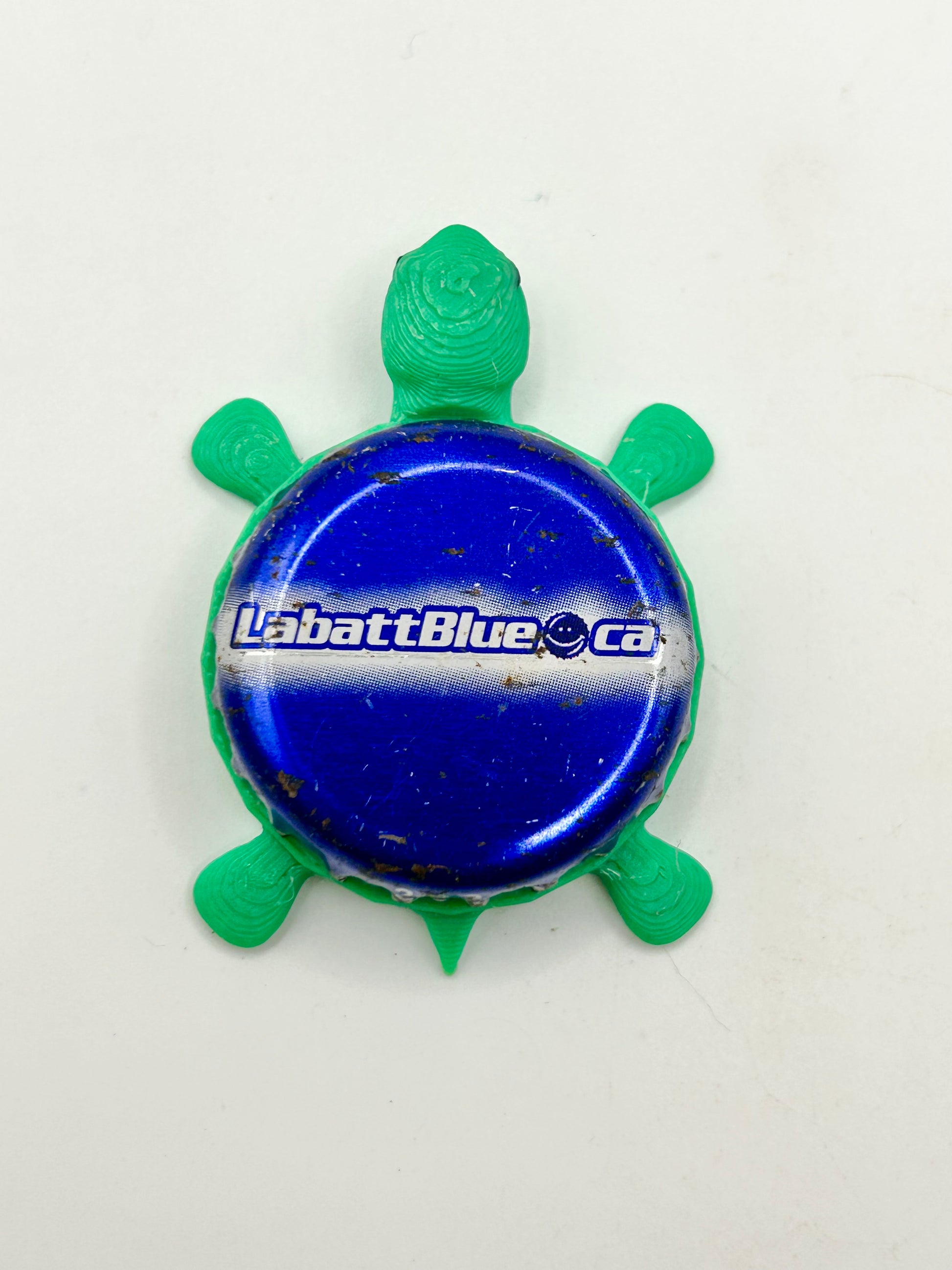 Labatt Blue (Canada) - Bottle Cap Magnet Turtle Shell Shocked Art