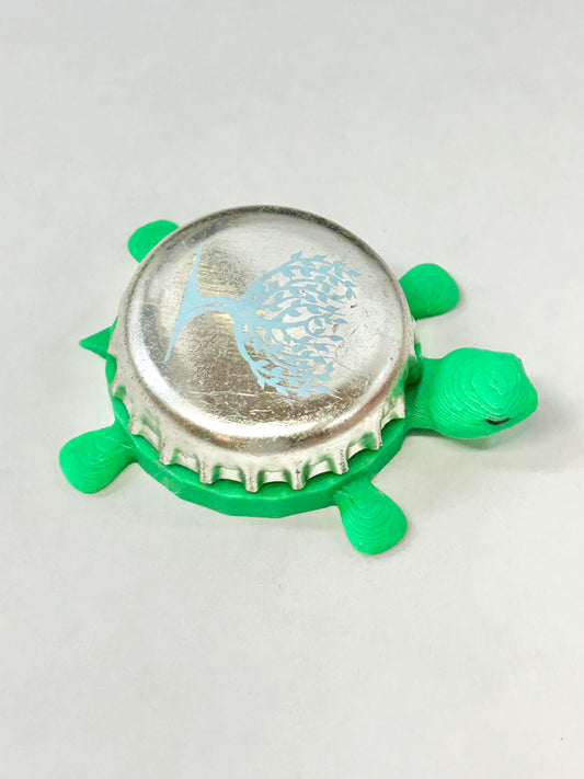 Fever Tree Ginger Beer (Silver, Light Blue) - Bottle Cap Magnet Turtle