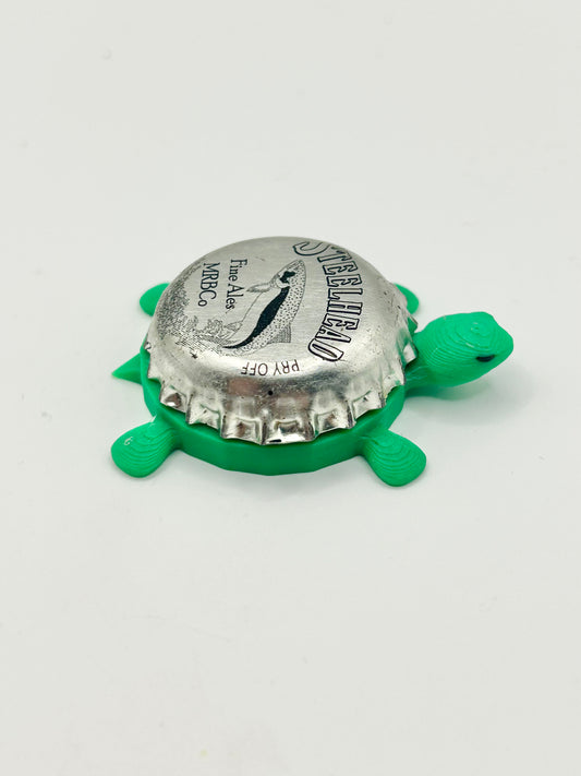 Steelhead Ale - Mad River Brewing - Bottle Cap Magnet Turtle