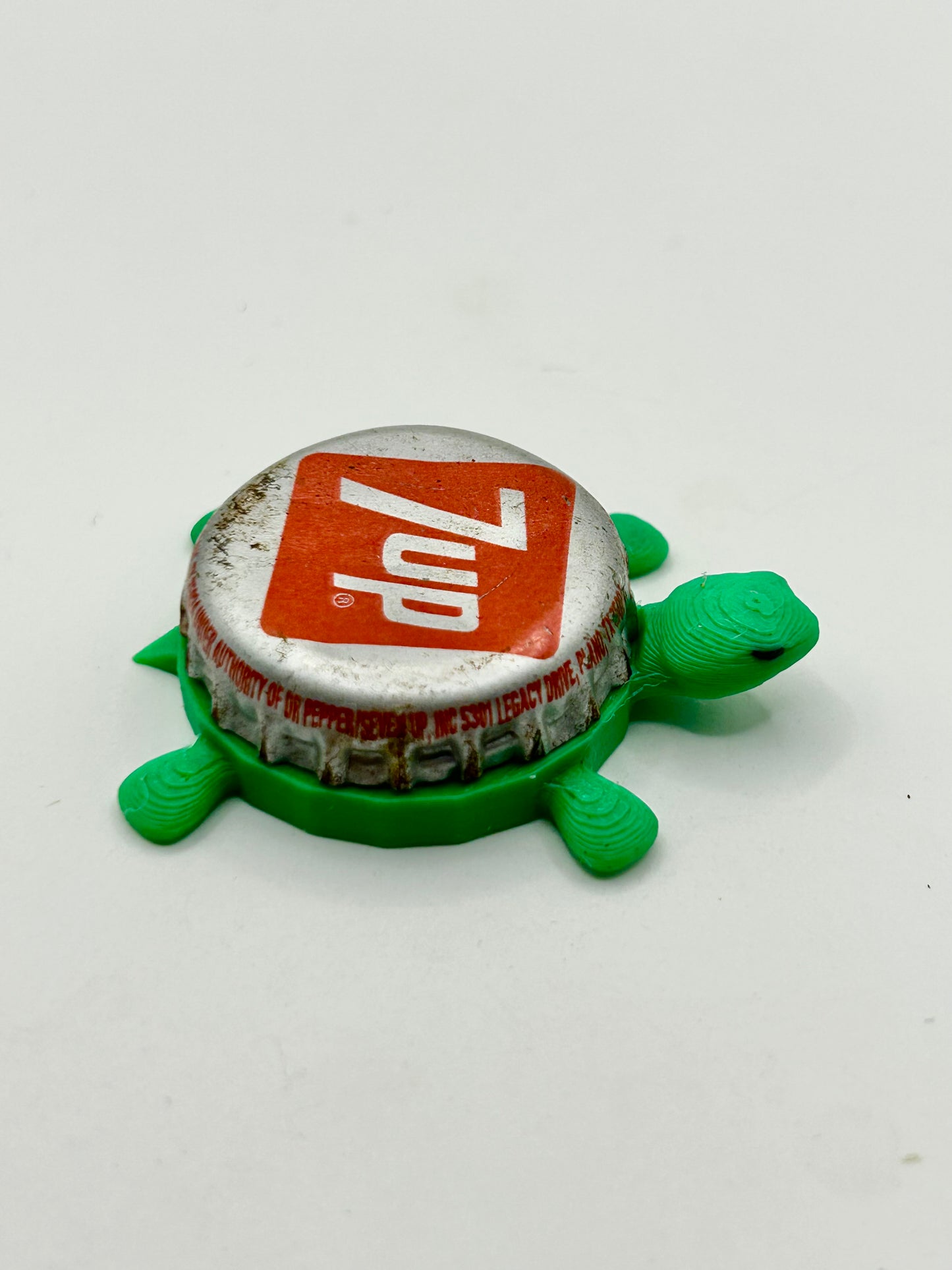 7Up (Red Square) - Bottle Cap Magnet Turtle