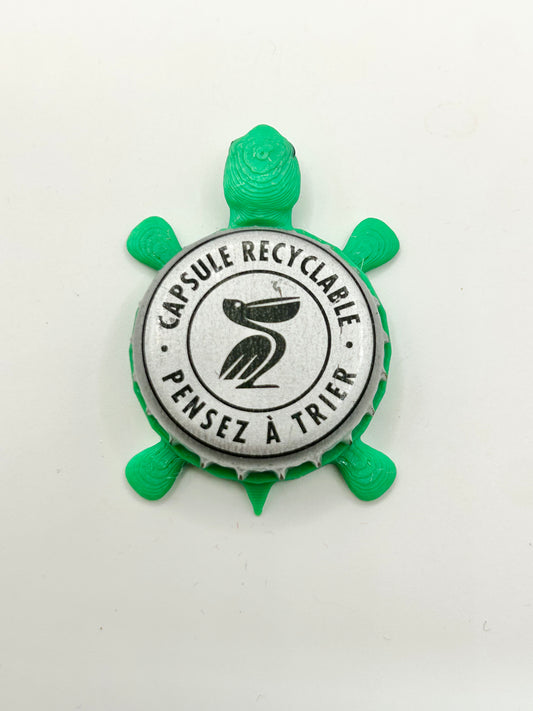 Pelforth Blonde (Pelican) - Bottle Cap Magnet Turtle