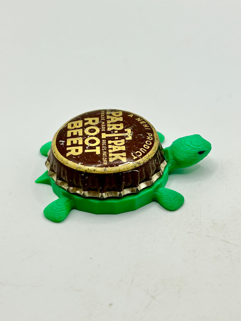 Par-T-Pak Root Beer - Bottle Cap Magnet Turtle Shell Shocked Art