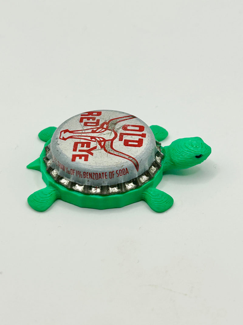 Old Red Eye (Vintage) - Bottle Cap Magnet Turtle Shell Shocked Art