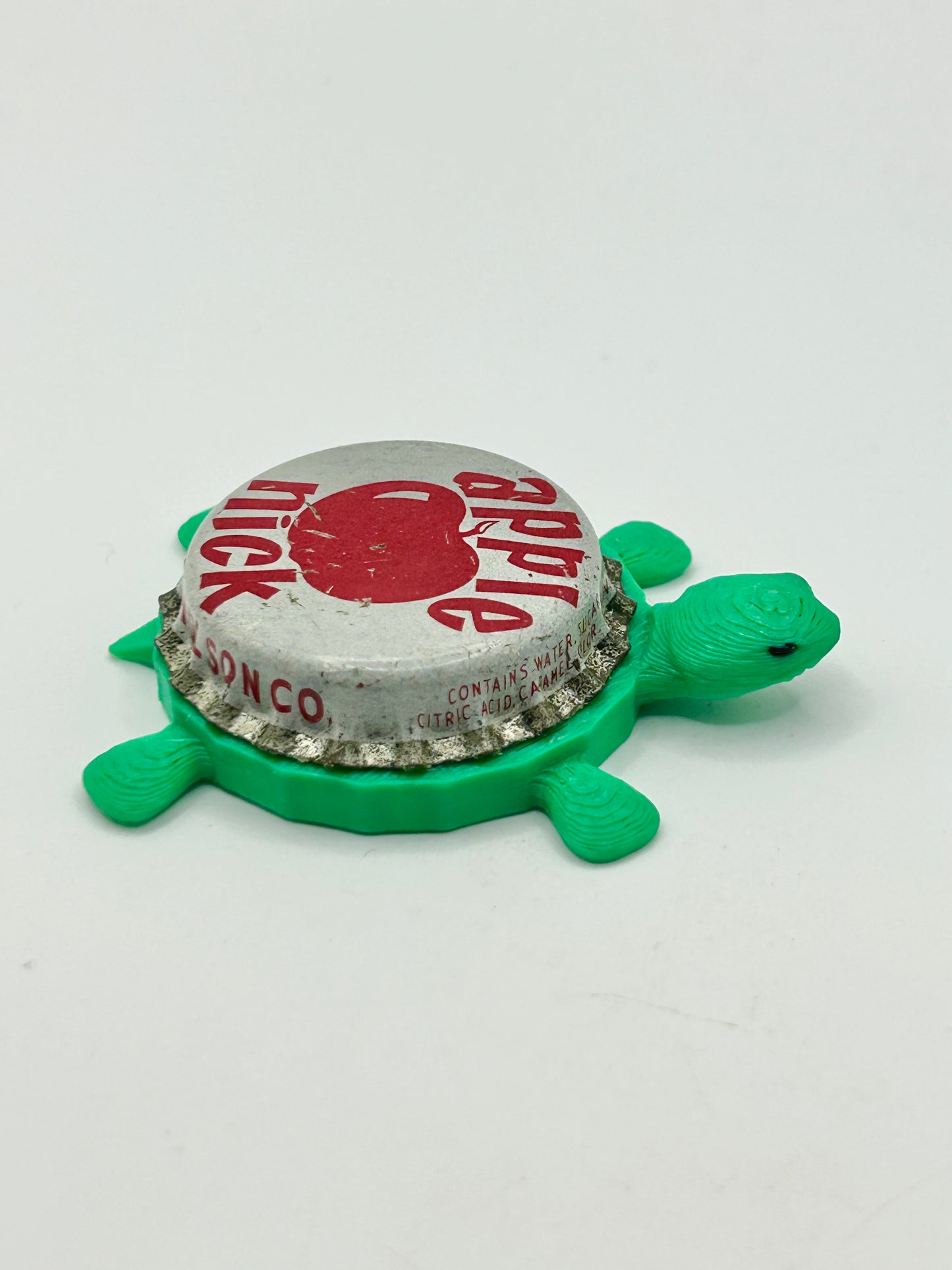 Apple Nick Soda (Vintage) - Bottle Cap Magnet Turtle