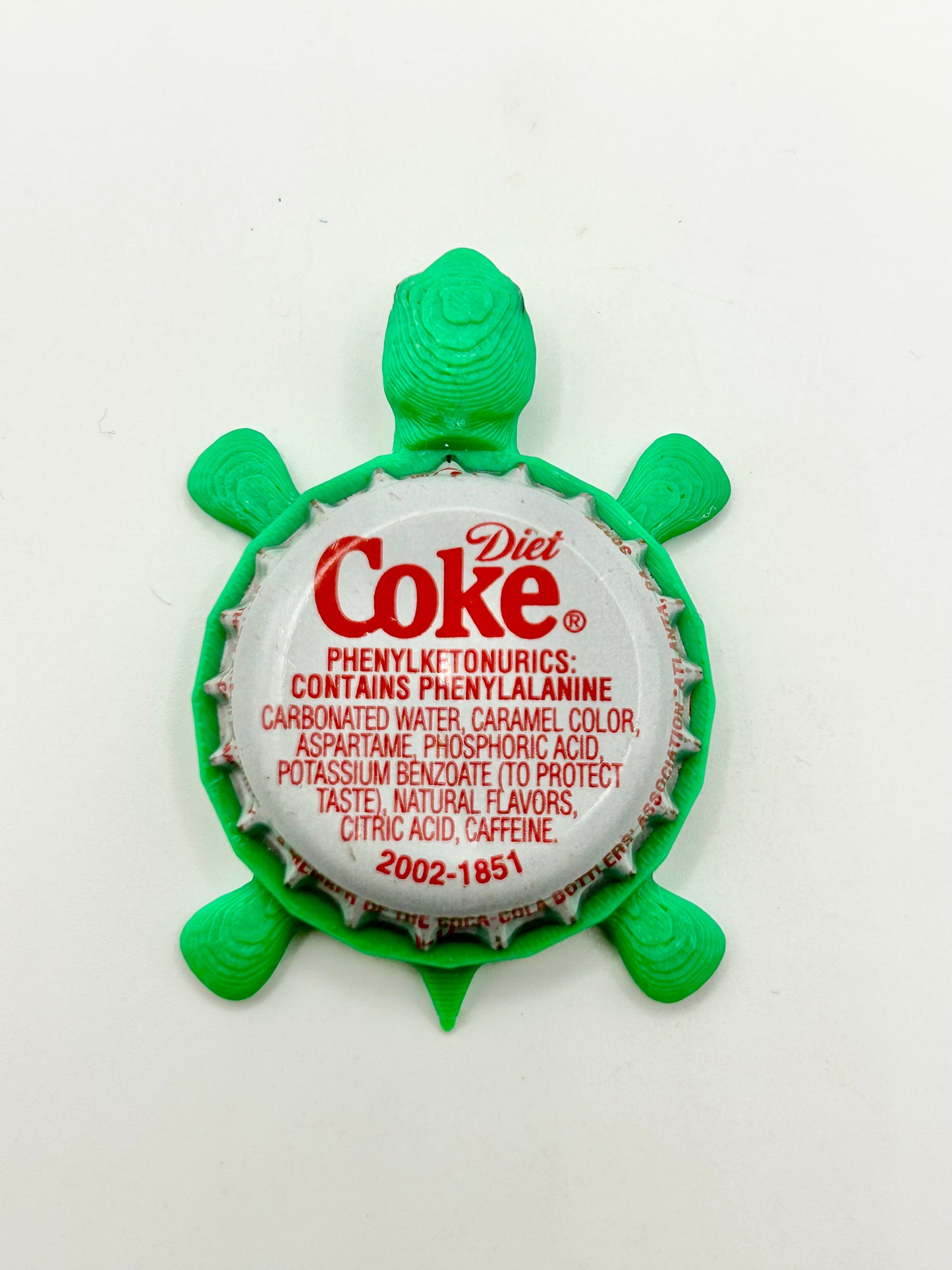 Diet Coke (White) - Bottle Cap Magnet Turtle