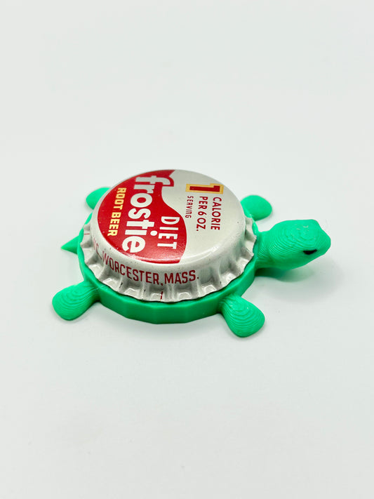 Frostie Diet Root Beer Soda (Vintage) - Bottle Cap Magnet Turtle