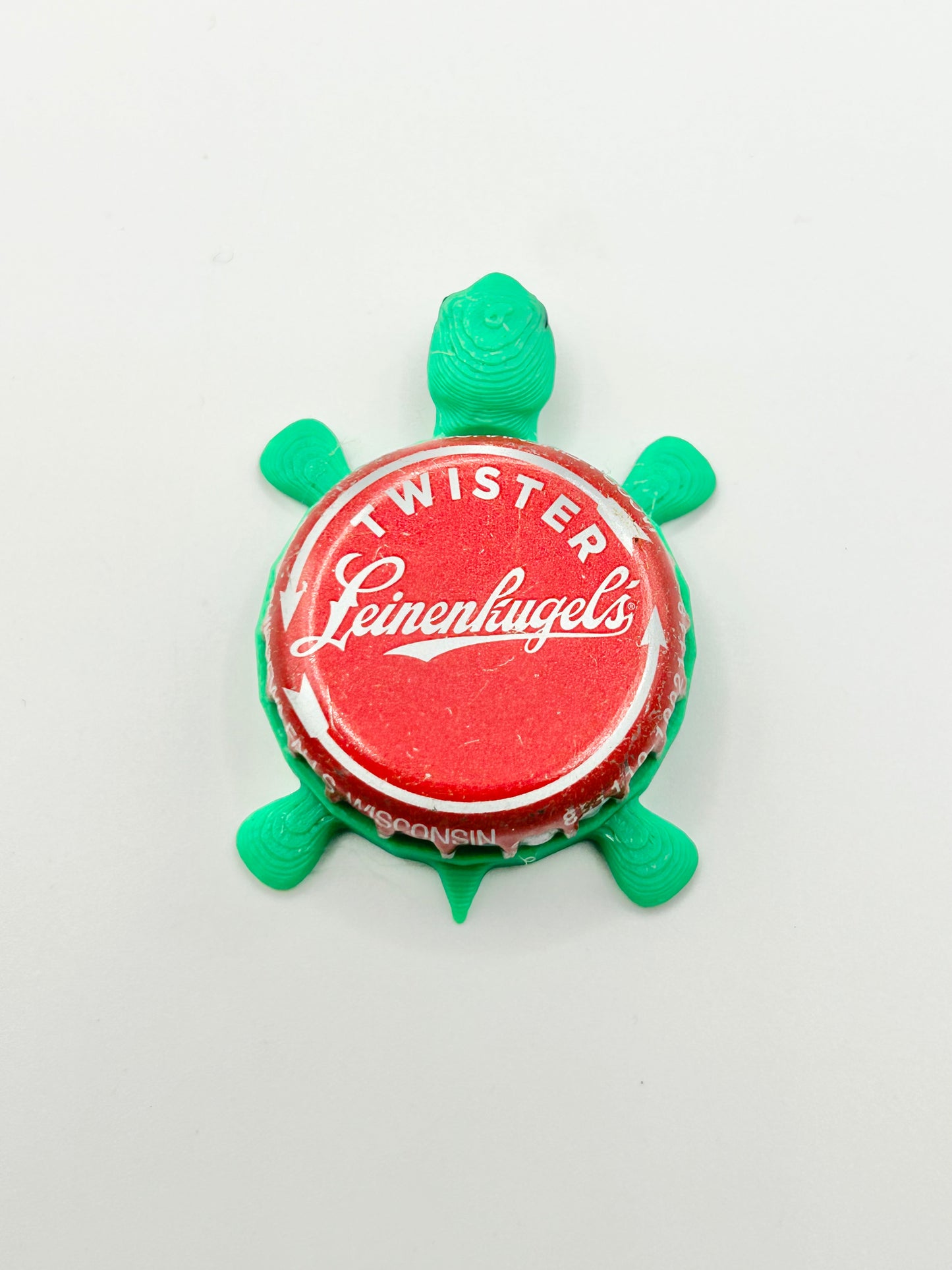 Leinenkugel's (Cursive Text Red) - Bottle Cap Magnet Turtle