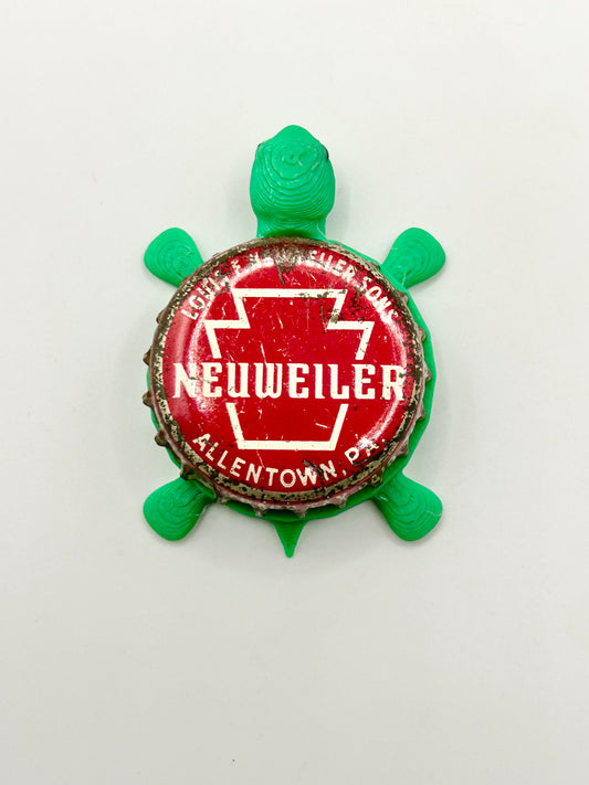 Neuweiler Beer (Vintage) - Bottle Cap Magnet Turtle