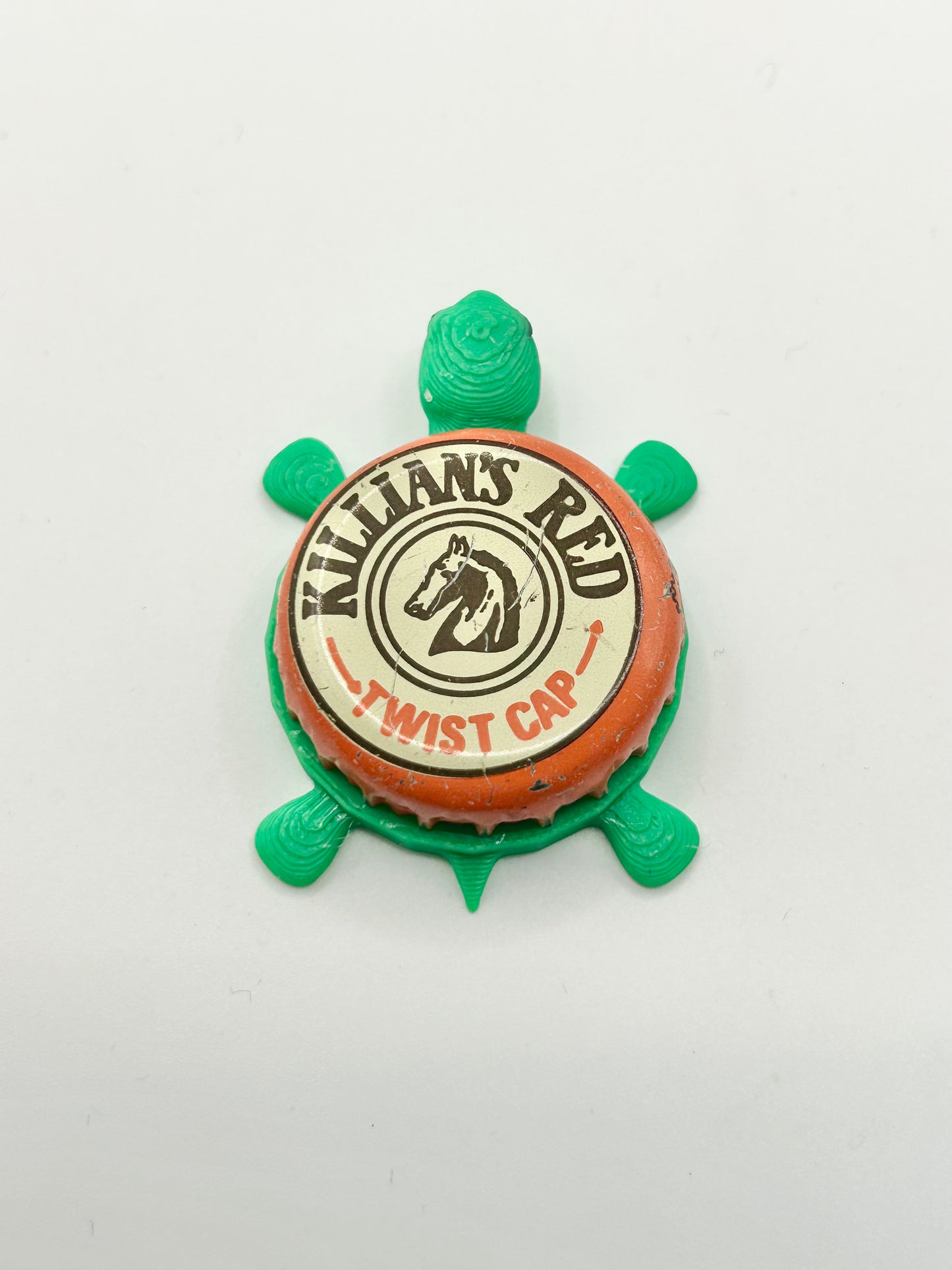 Killian's Irish Red (Vintage) - Bottle Cap Magnet Turtle