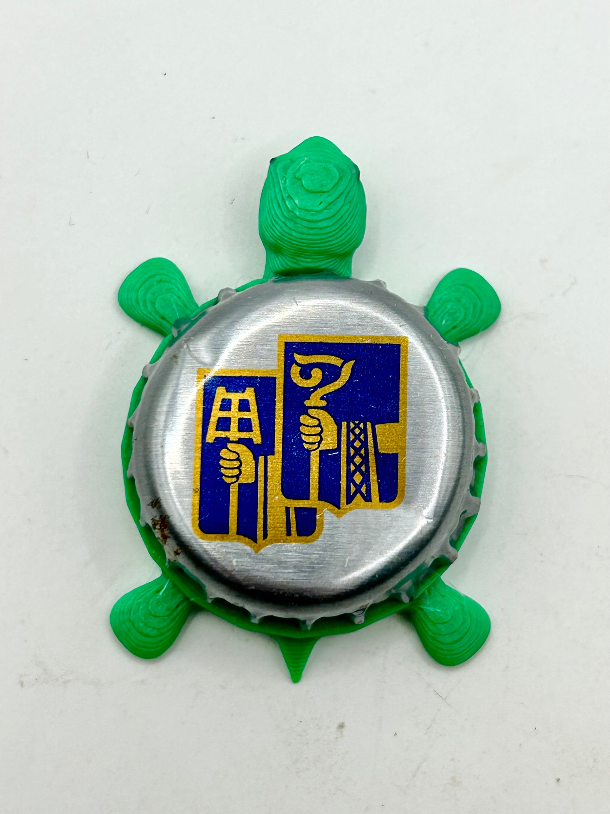 Hoegaarden Logo (Silver) - Bottle Cap Magnet Turtle Shell Shocked Art