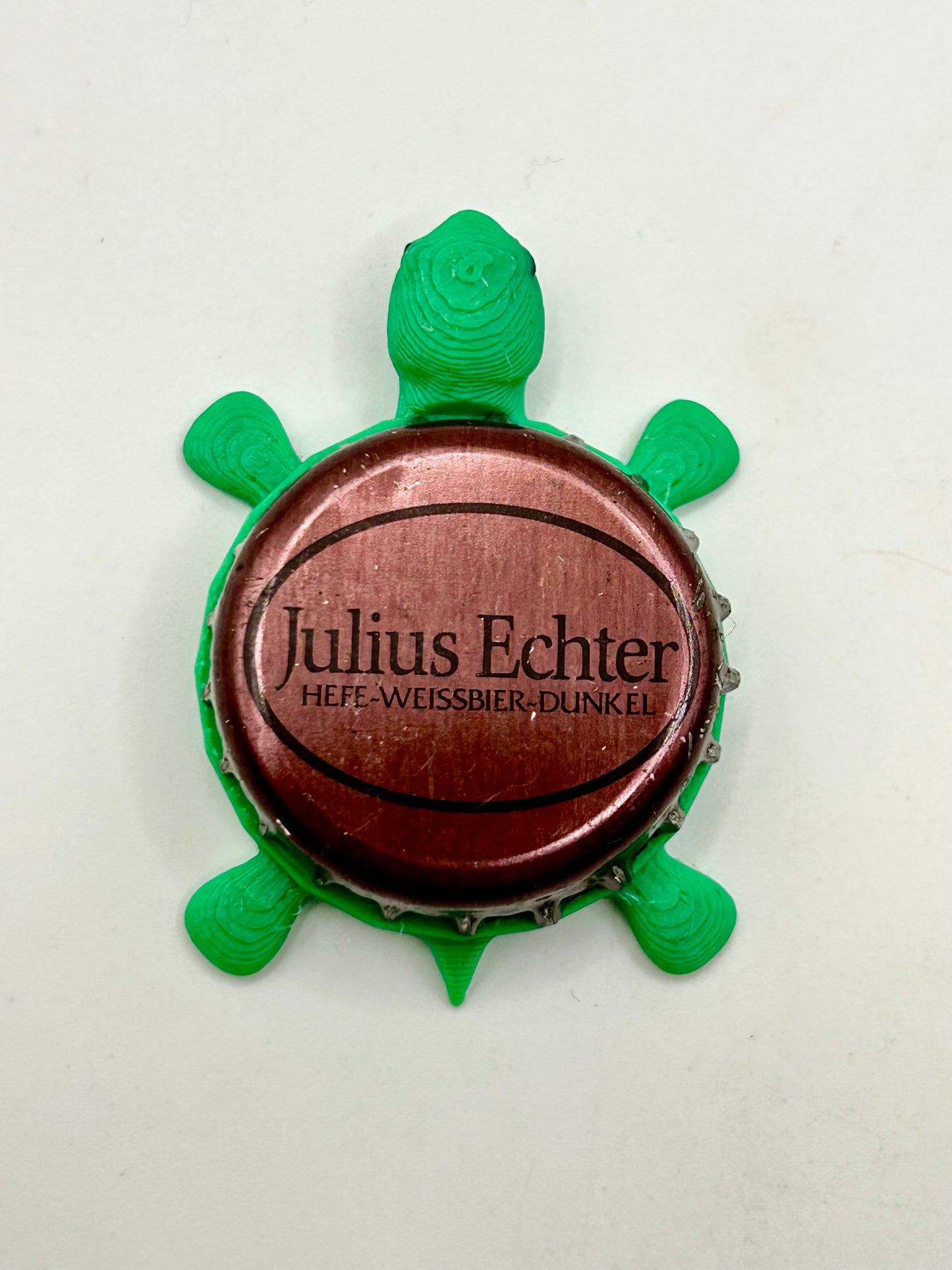 Julius Echter Hefe-Weissbier Dunkel - Bottle Cap Magnet Turtle Shell Shocked Art