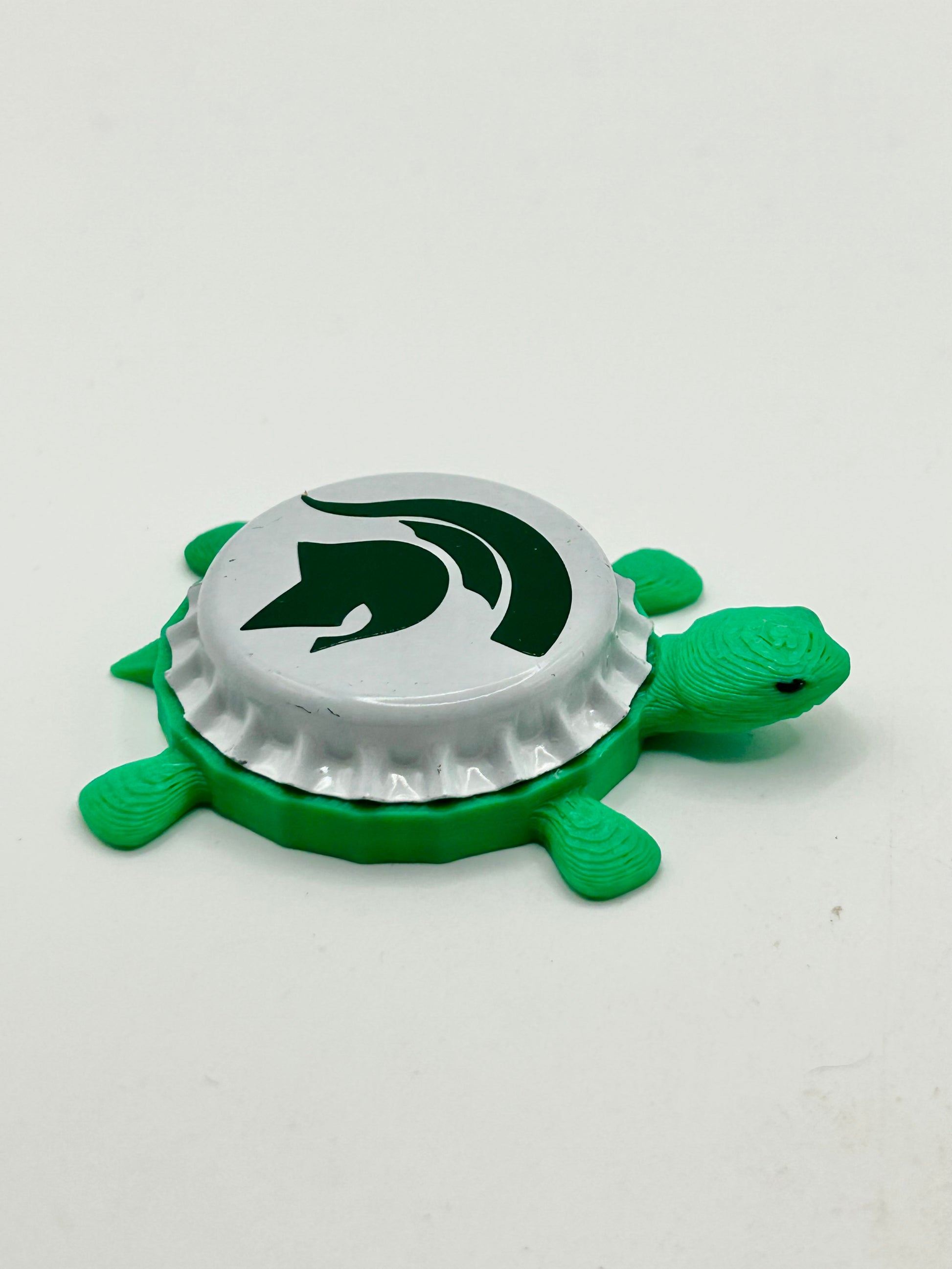 Michigan State Spartans - Bottle Cap Magnet Turtle Shell Shocked Art
