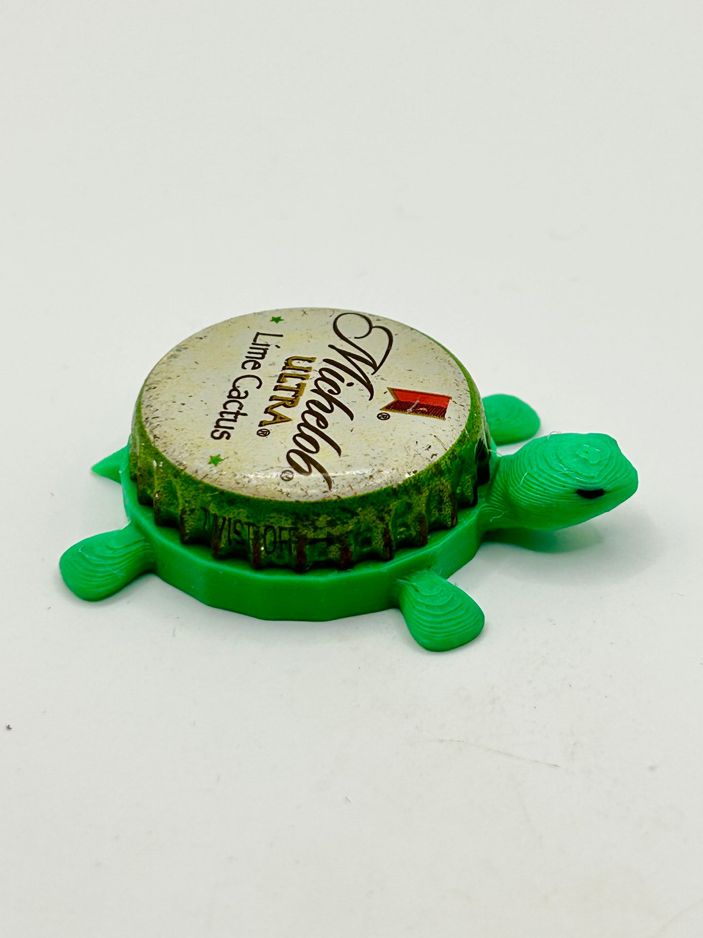 Michelob Ultra Lime Cactus (Red Tag) - Bottle Cap Magnet Turtle