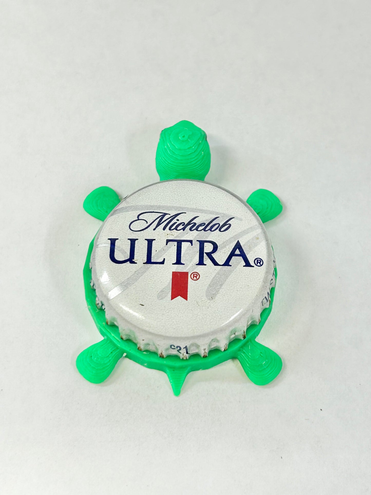 Michelob Ultra - Bottle Cap Magnet Turtle