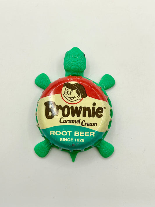 Brownie Root Beer (Boy with Cap) - Bottle Cap Magnet Turtle