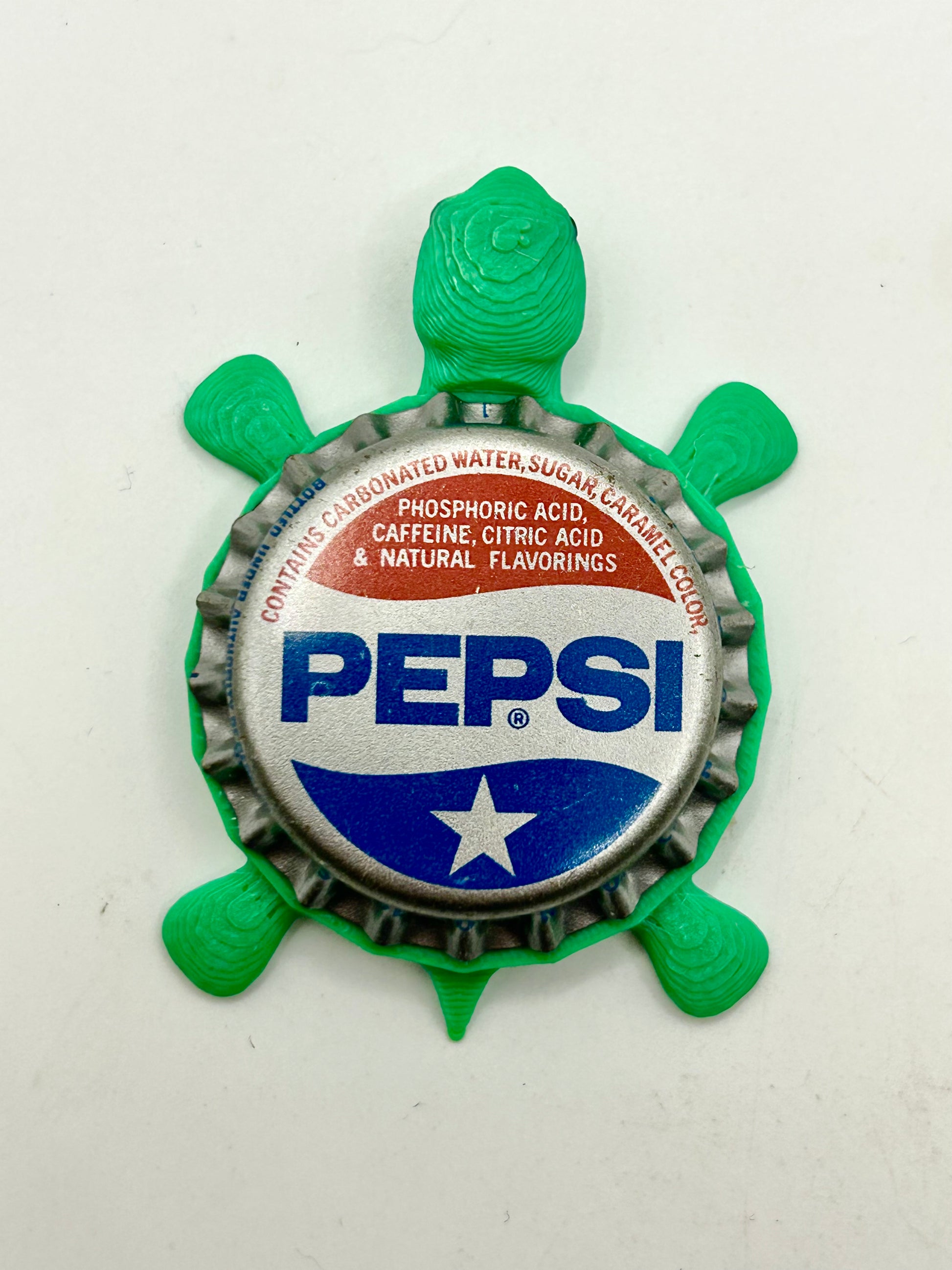 Pepsi (Star) - Bottle Cap Magnet Turtle Shell Shocked Art