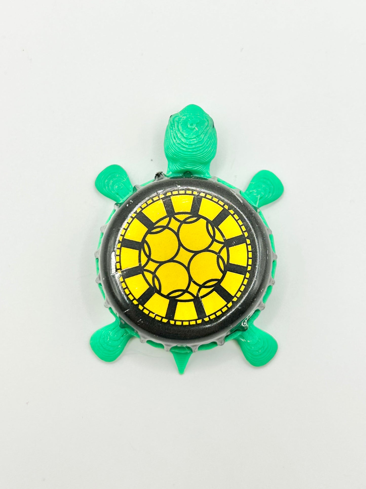 Yards Brewing (Yellow Design) - Bottle Cap Magnet Turtle