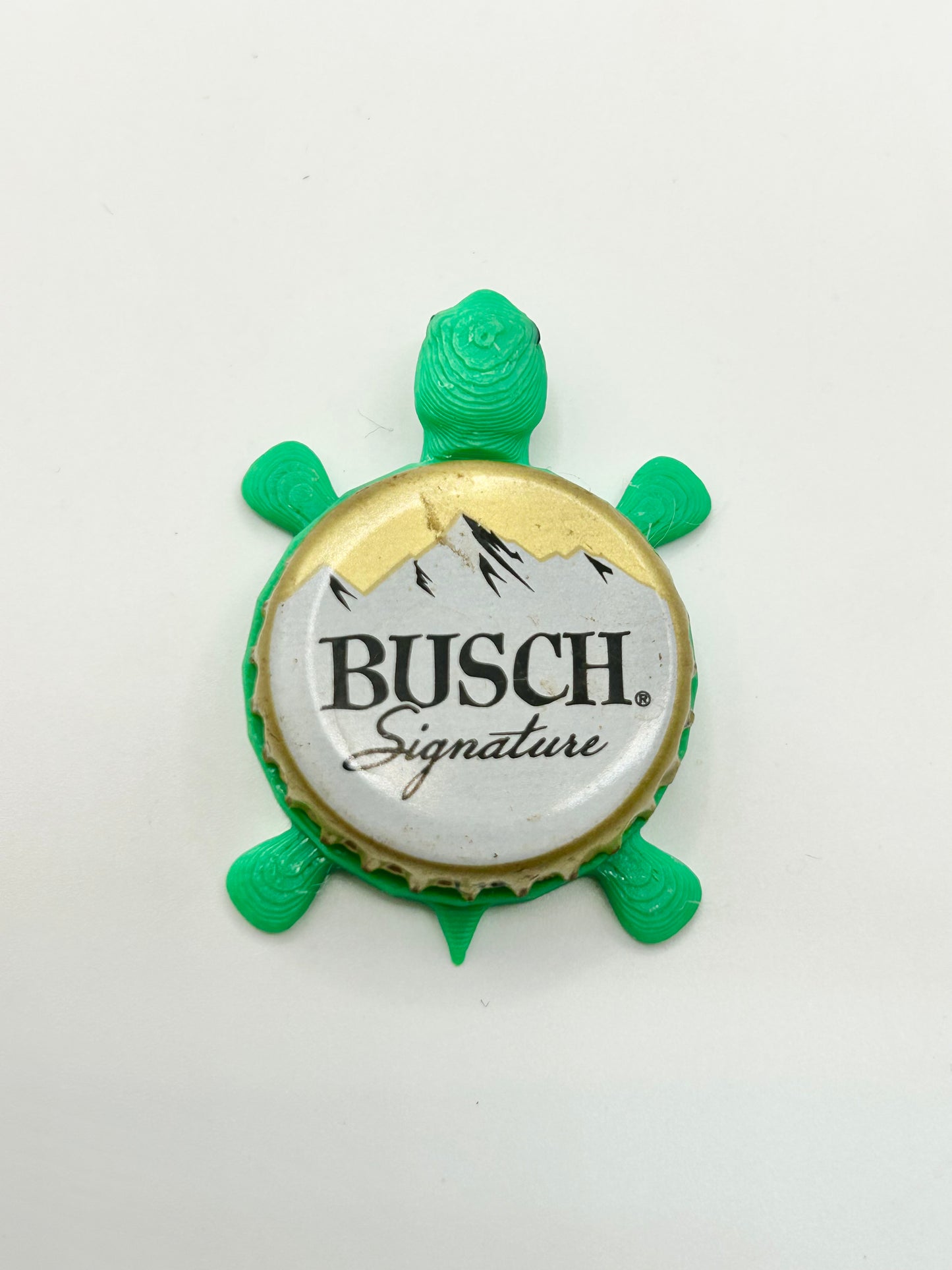 Busch Signature - Bottle Cap Magnet Turtle