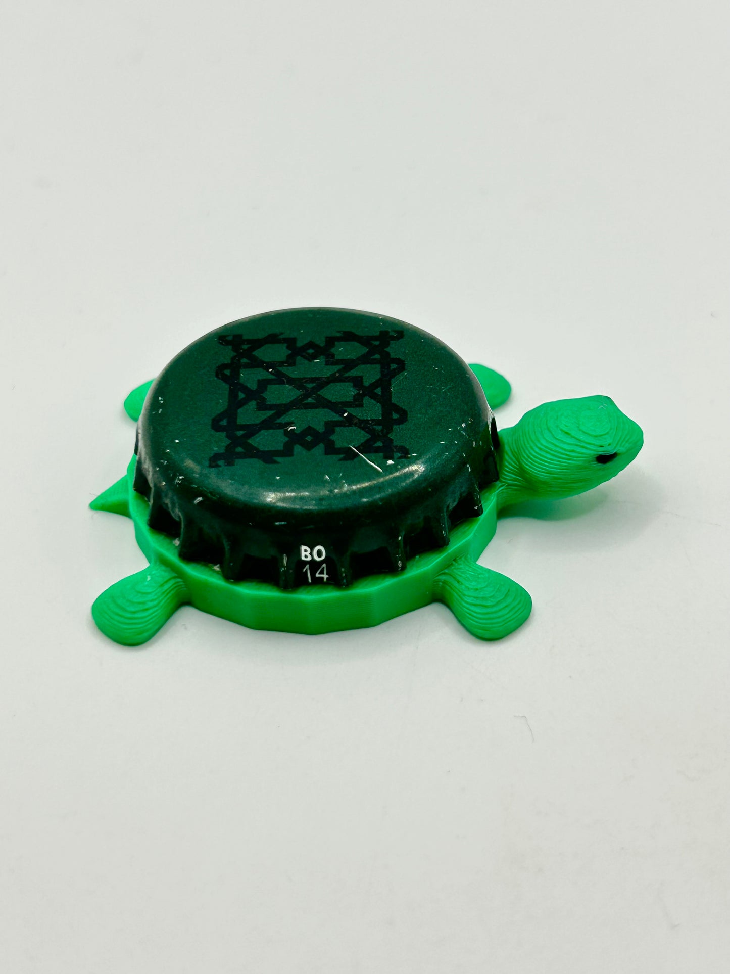 Alhambra Beer - Bottle Cap Magnet Turtle