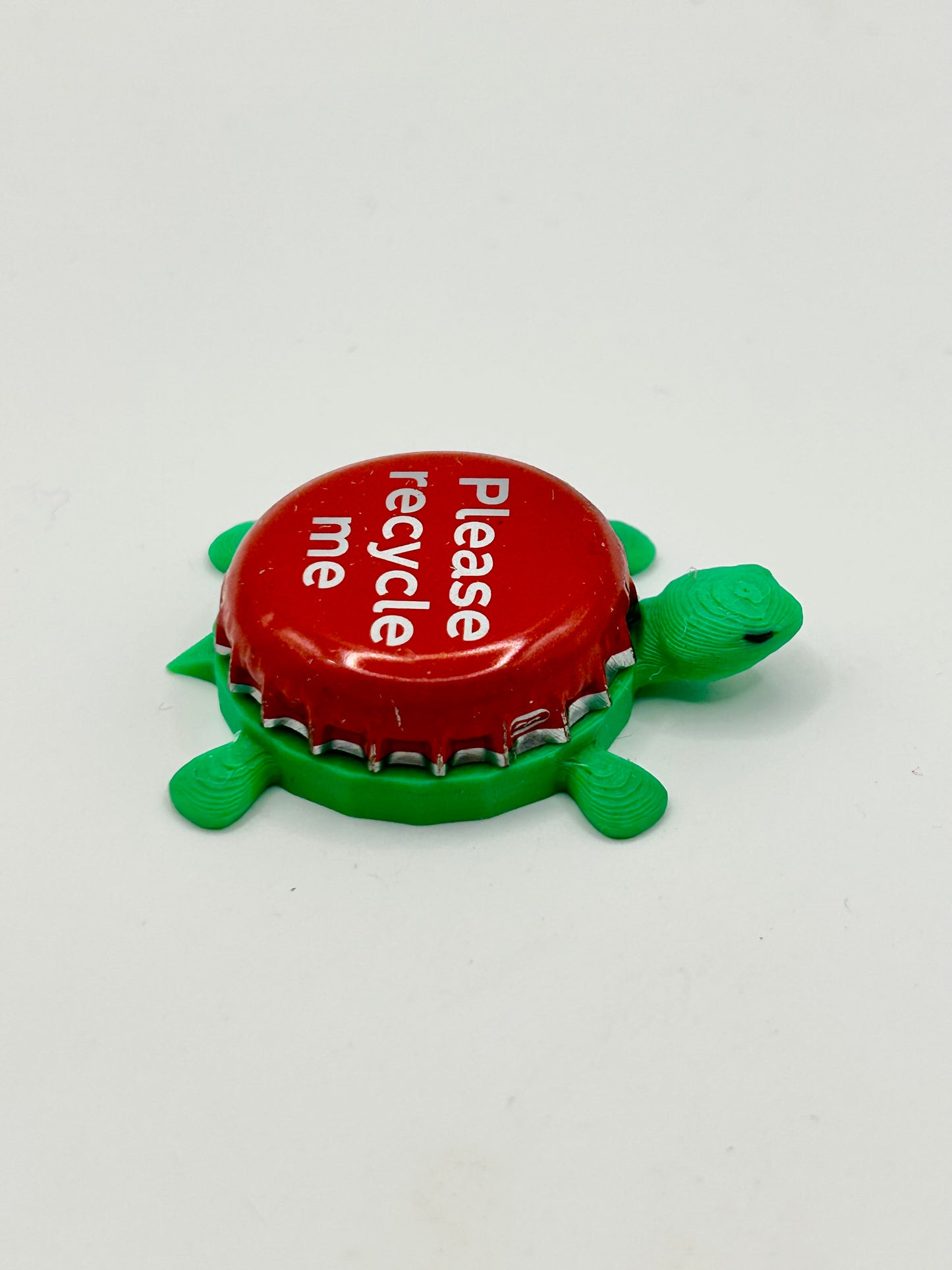 Please Recycle Me (Coca Cola - Red) - Bottle Cap Magnet Turtle