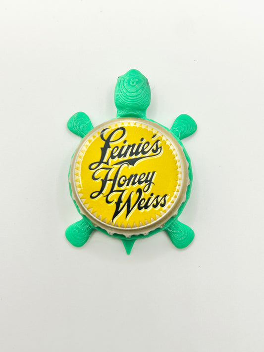 Leinenkugel's Honey Weiss (Vintage) - Bottle Cap Magnet Turtle