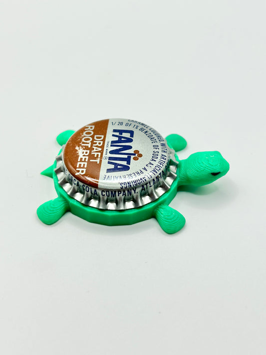Fanta Root Beer (Vintage 2) - Bottle Cap Magnet Turtle