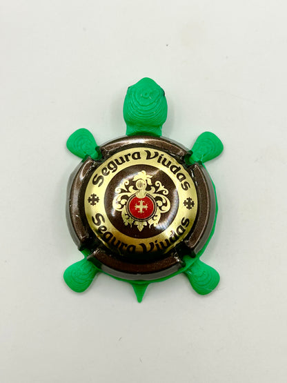 Segura Viudas Champagne - Bottle Cap Magnet Turtle
