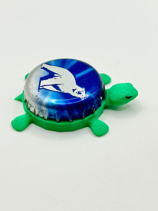 Labatt Polar Bear - Bottle Cap Magnet Turtle