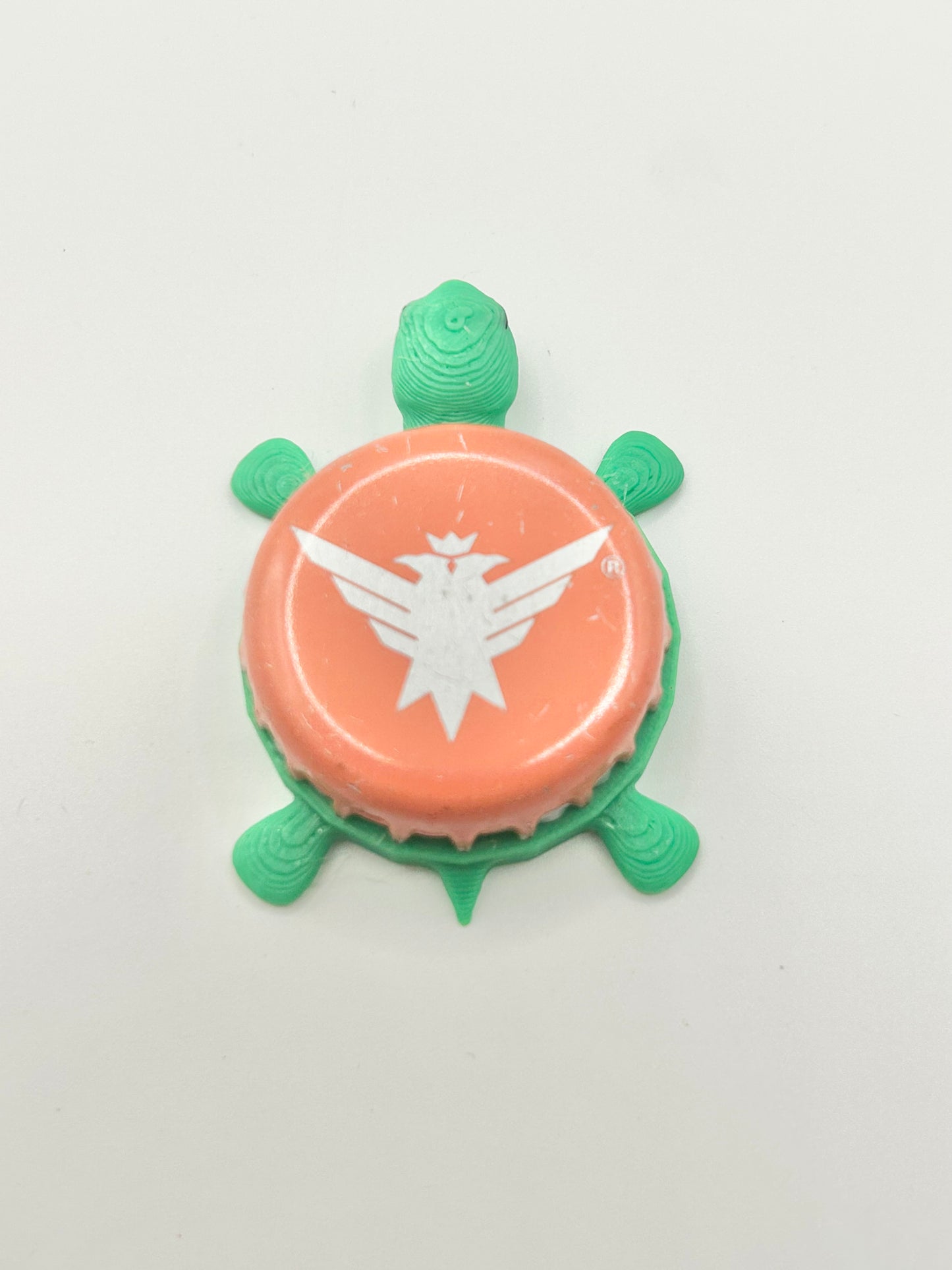 Smirnoff Eagle (Peach) - Bottle Cap Magnet Turtle