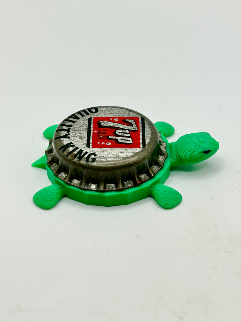 7UP (Vintage Quality King) - Bottle Cap Magnet Turtle Shell Shocked Art
