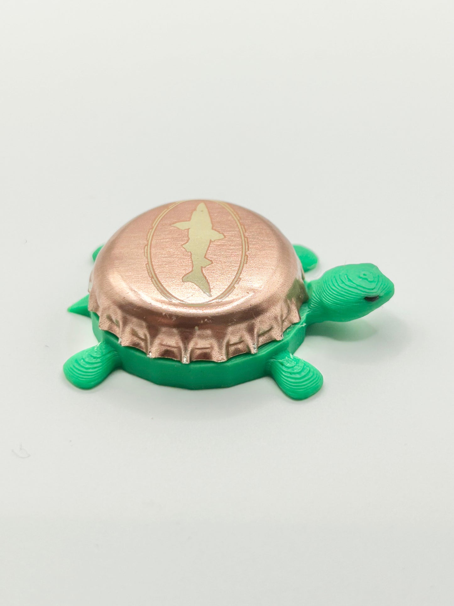 Dogfish - Bottle Cap Magnet Turtle