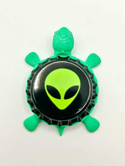 Alien Head - Bottle Cap Magnet Turtle Shell Shocked Art